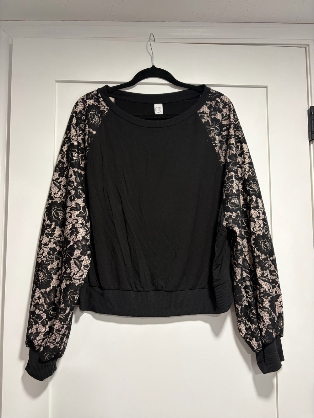 CY Women's Black Pullover Top with Cream Lace-Effect Sleeves